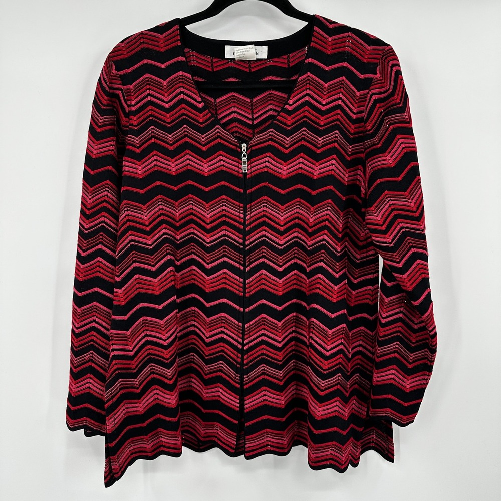 Exclusively Misook Red Black Chevron‎ Zigzag Zip Front Cardigan Sweater Medium